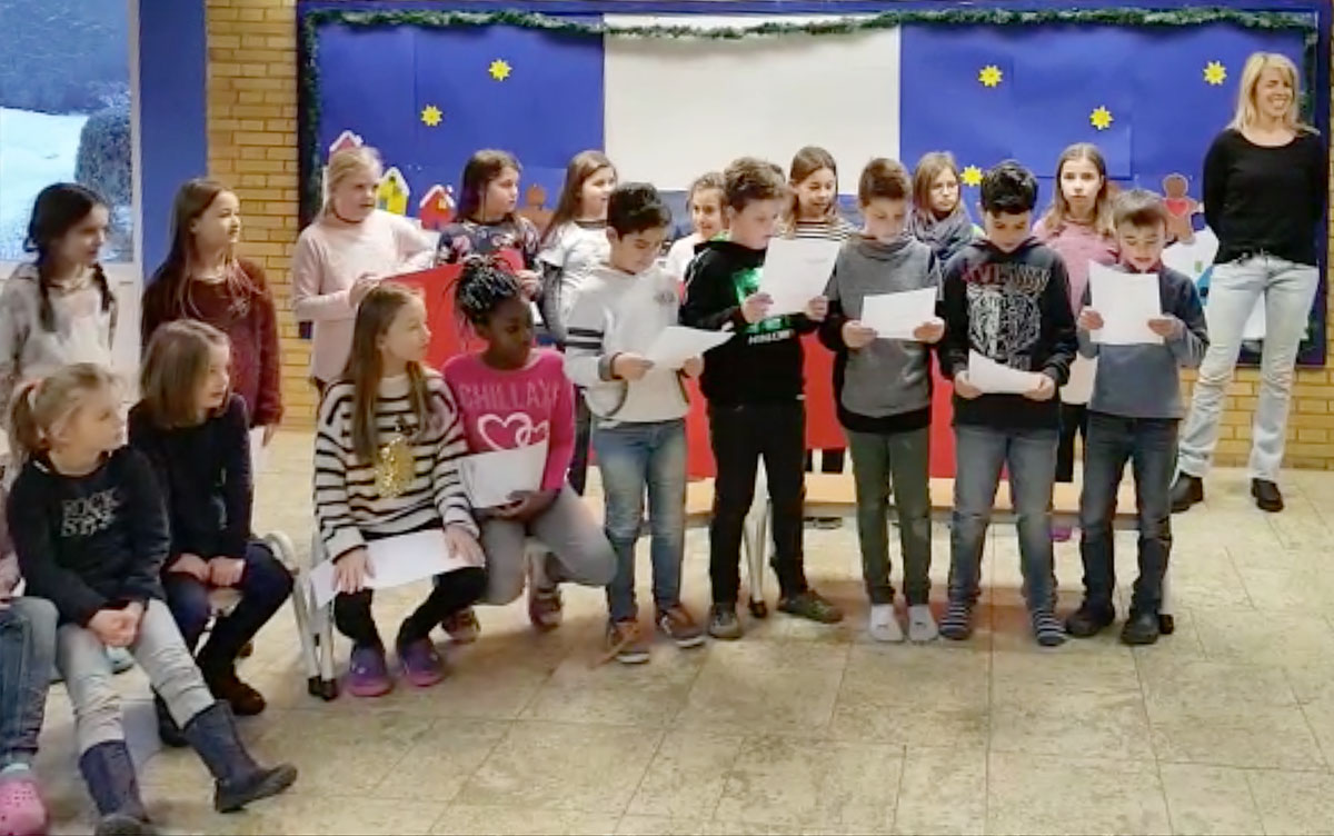 Übergabe Glücksörtchen Hans-Thoma-Schule Spessart